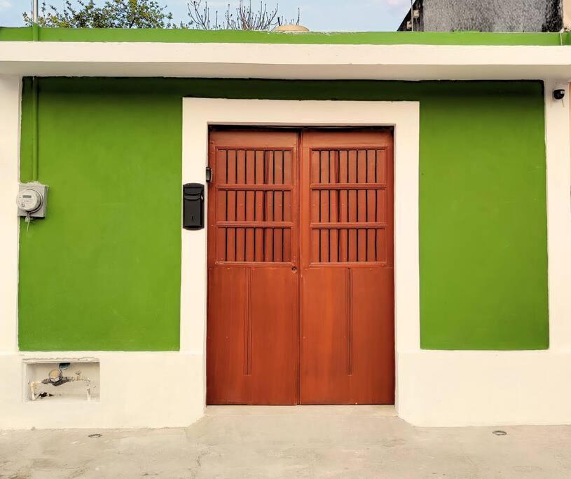 Casa Colibri Con Alberca En El Centro Apartment Merida Luaran gambar